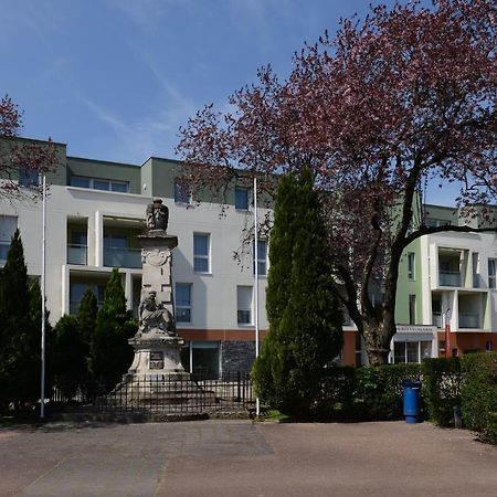 Апарт отель Domitys La Rose Du Beffroi Мезьер-ле-Мец Экстерьер фото